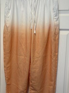 NEW w/o tags! Ombré Women’s Drawstring Pants in White/Peach. Sz XL.